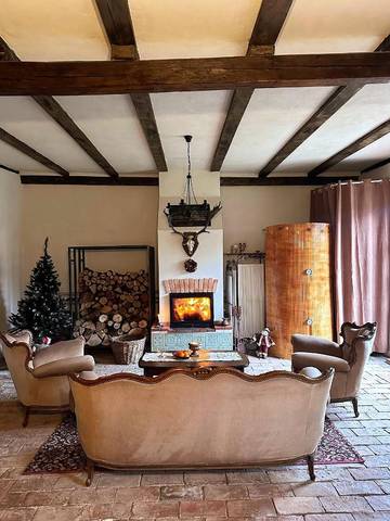 Maison d’hôte pour 2 personnes, avec piscine et jardin ainsi que vue et sauna, animaux acceptés dans Mureș