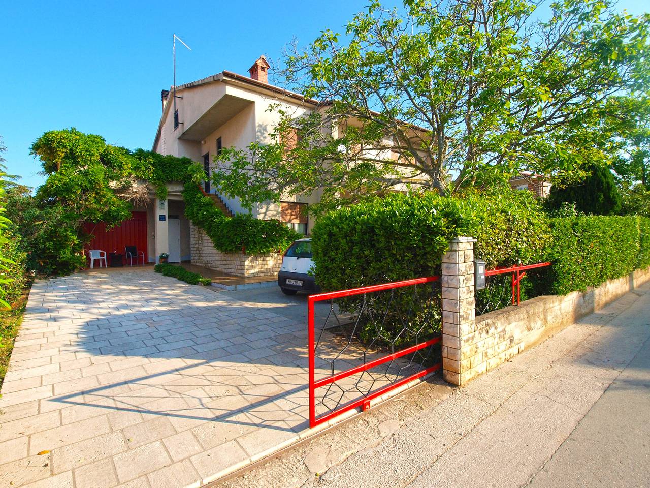 Appartement entier, Appartement de vacances pour 8 personnes avec terrasse in Medulin City, Medulin