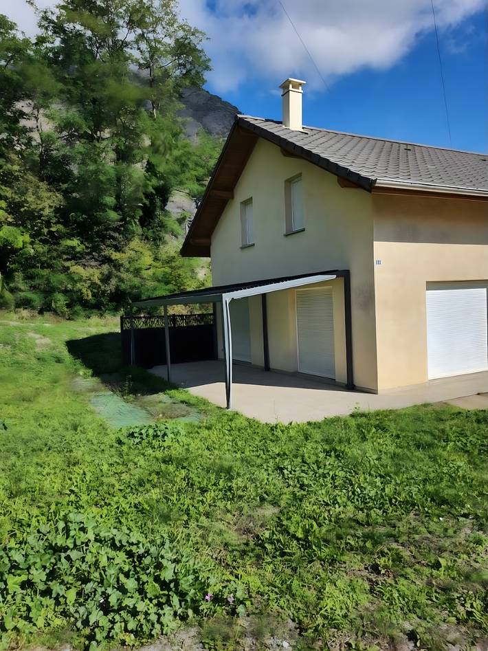 Villa pour 14 personnes, avec jardin et jacuzzi dans Alpes occidentales, France