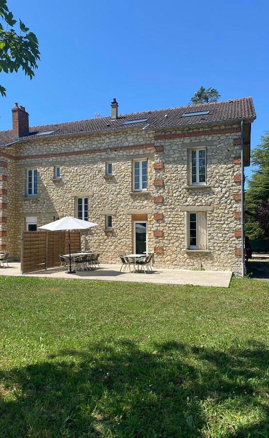 Maison d’hôte pour 2 personnes, avec Terrasse ainsi que Jardin et Vue dans Billancelles