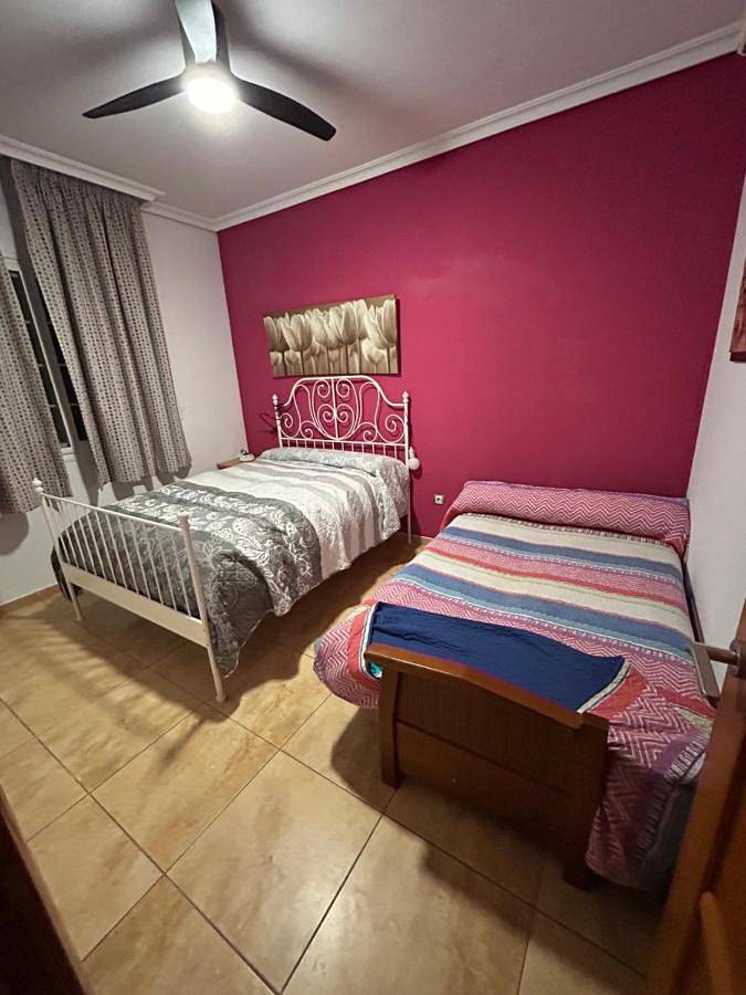 Casa de vacaciones para 10 personas, con terraza además de piscina y jacuzzi en Córdoba - 4