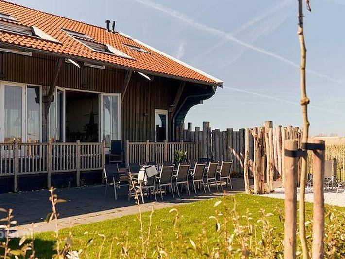 Ferienhaus für 16 Personen, mit Balkon/Terrasse und Terrasse