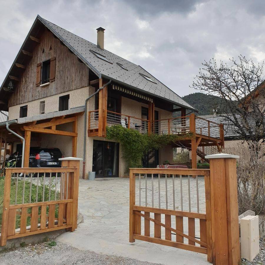 Appartement entier, Oustal in Savines-le-Lac, Parc national des Écrins