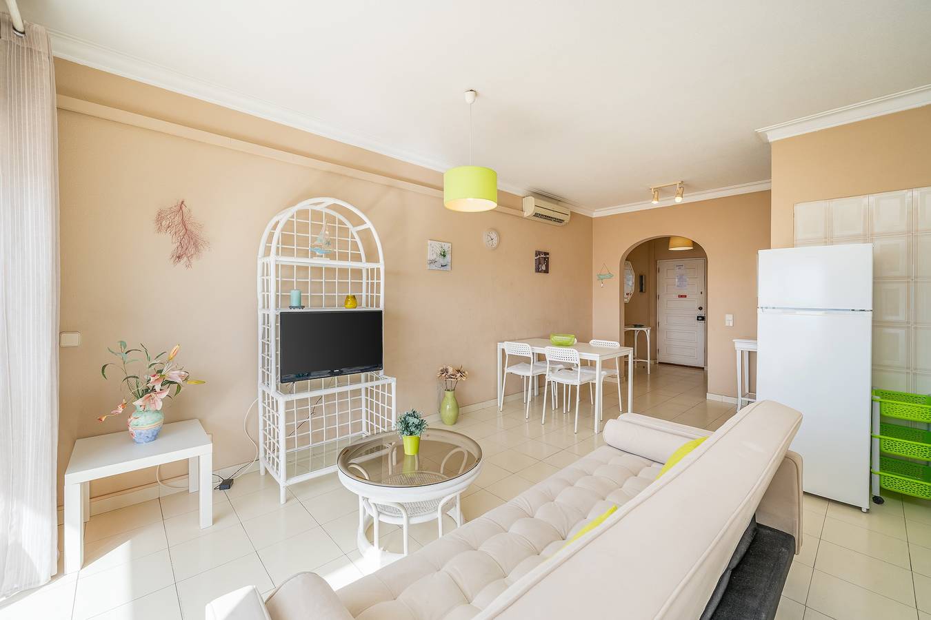 Ganze Wohnung, Apartment 'Candirocha D9' in Portimão, nahe Praia da Rocha, für bis zu 4 Personen in Praia da Rocha, Portimão