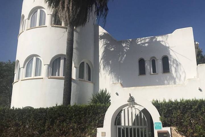 Villa for 4 people, with terrace and garden - 1