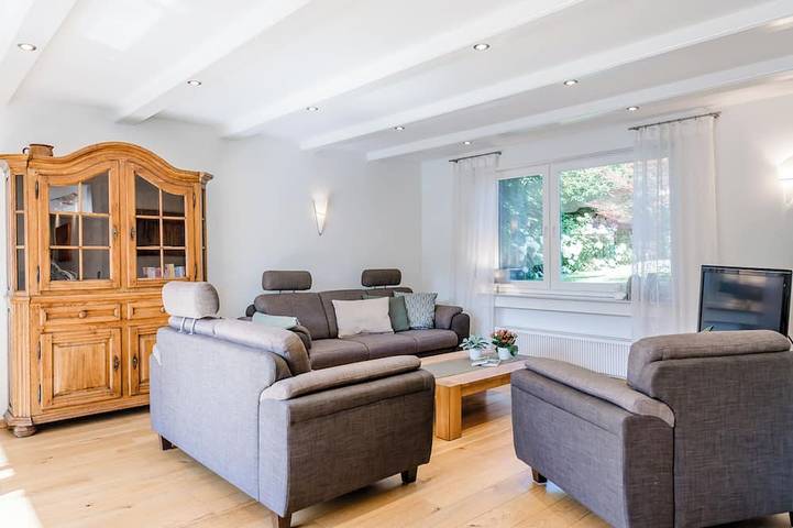 Ferienhaus für 6 Personen, mit Balkon und Garten - 1