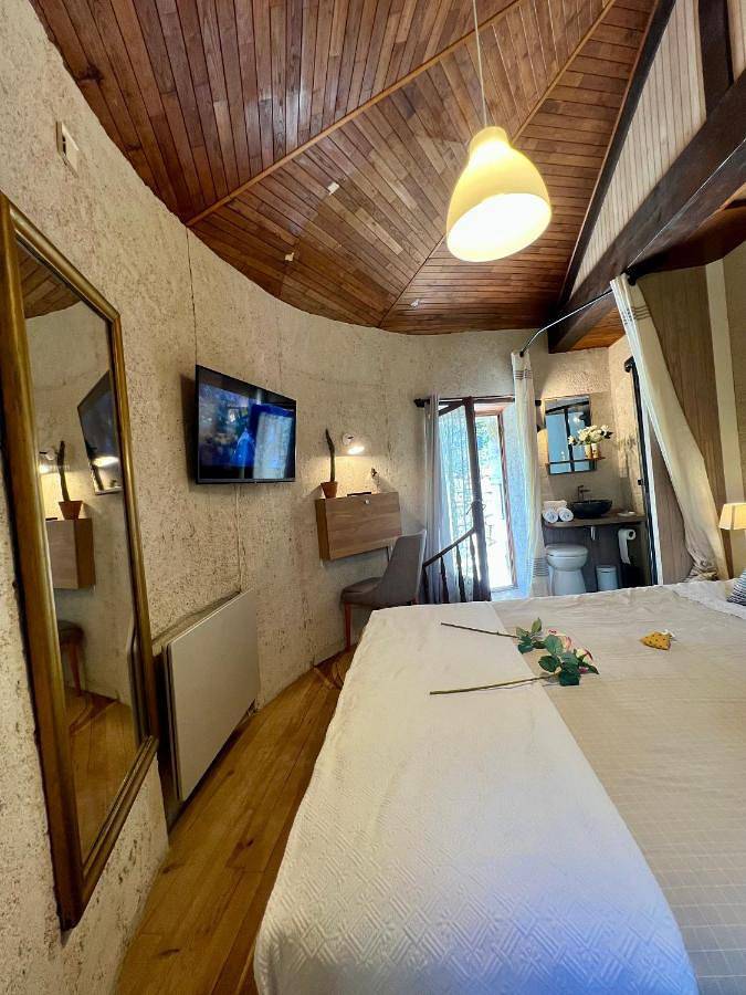 Gîte pour 2 personnes, avec jardin ainsi que piscine et vue à Auch - 2