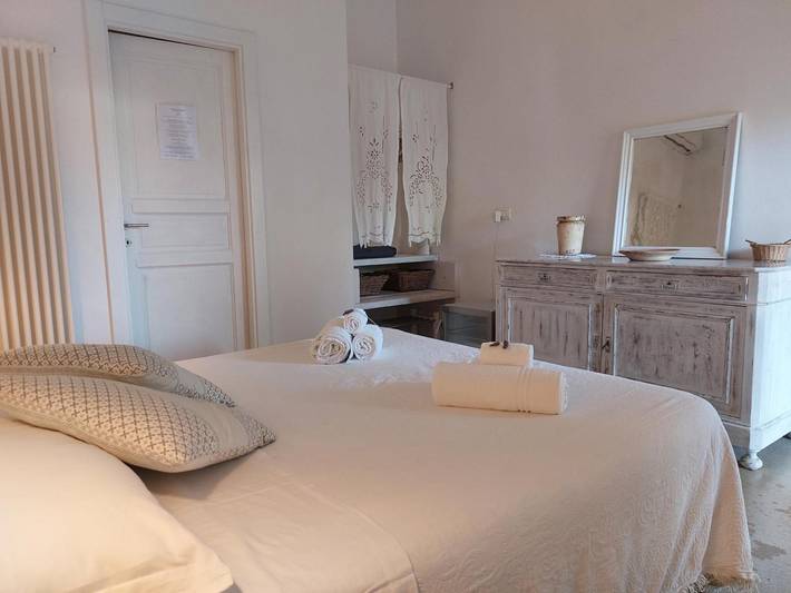 Entire apartment, Apartment 'Masseria San Martino -3' with Shared Pool, Wi-Fi and Air Conditioning in Polignano a Mare, Bari Province