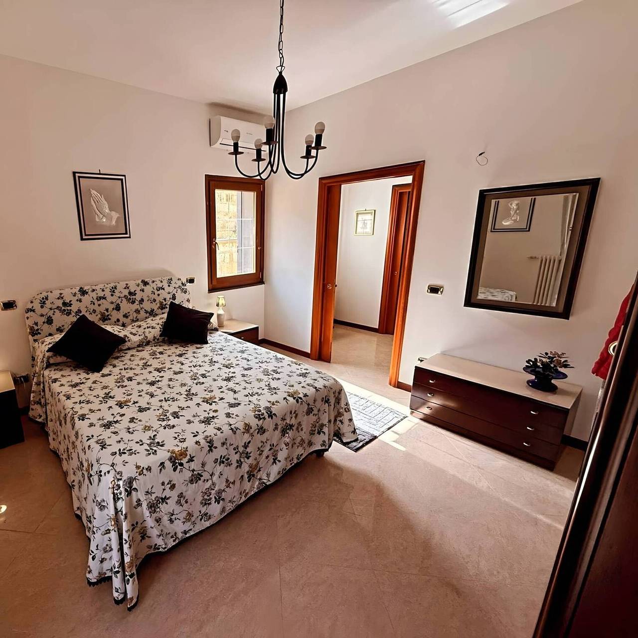 Ganze Wohnung, Suite Ermosa: Apartment mit privatem Garten, Wlan und Klimaanlage in Pozzuoli, Neapel Provinz