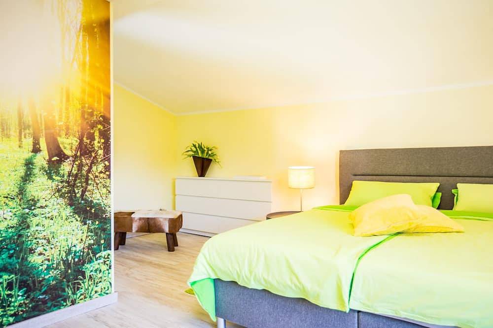 Separates Komfort-Haus \"Vier Jahreszeiten\" für 6-8 Gäste - 3 Zimmer, 3 Bäder in Bad Sachsa, Harzvorland