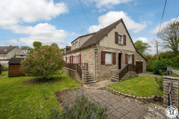 Gîte pour 10 personnes, avec jardin - 1