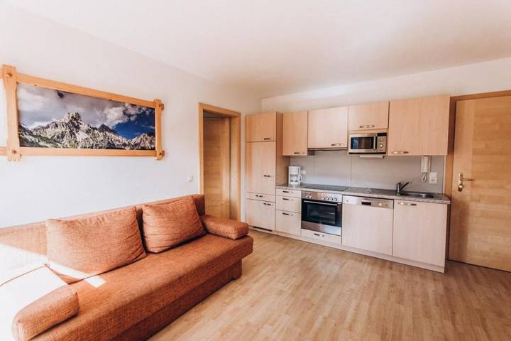 Privatzimmer für 3 Personen, mit Terrasse und Garten sowie Ausblick in Altenmarkt im Pongau - 4
