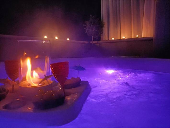 Casa vacanza per 3 persone, con giardino e sauna nonché piscina e idromassaggio in Colonnella