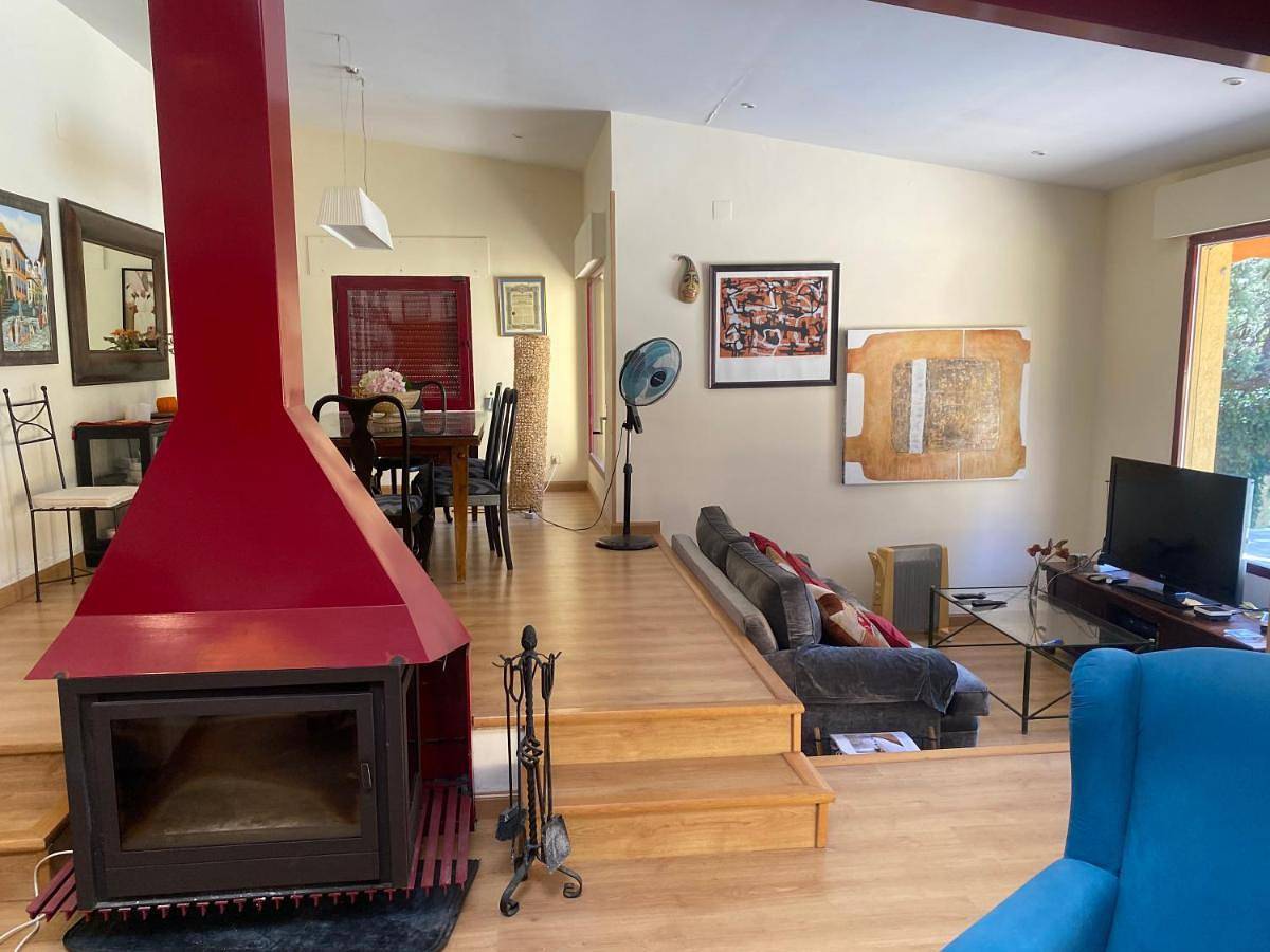 Chalet con piscina vistas y salida a parque natural in El Escorial, Provincia de Madrid