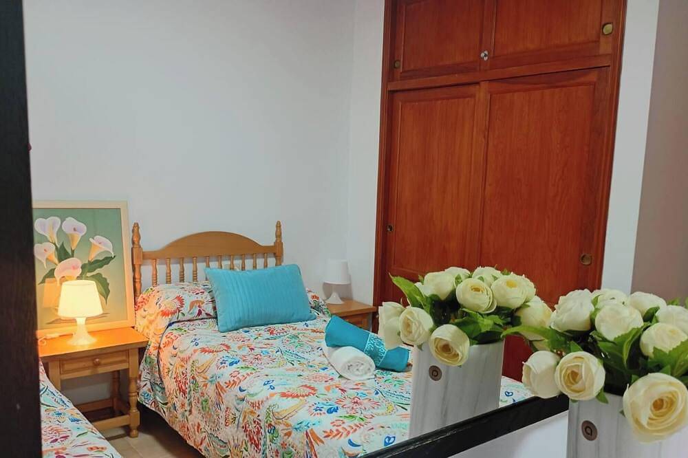 Apartamento entero, Encantador apartamento de 1 dormitorio con vistas al mar en Breña Baja in Los Cancajos, La Palma Sur