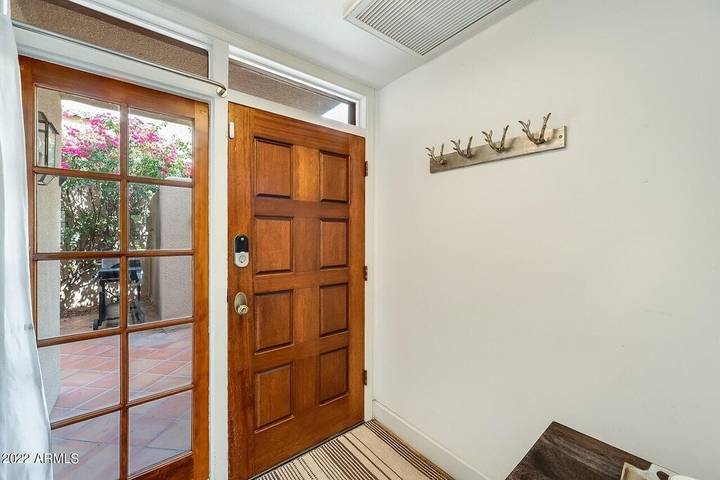 Vacation rental for 5 people, with balcony and hot tub, with pets in Camelback Mountain