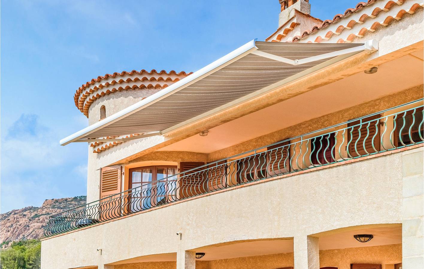 Appartement de vacances entier, Appartement en bord de mer avec terrasse et parking in Saint-Raphaël, Massif de l'Esterel