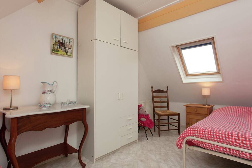 Huisje in Nes-Ameland bij Kust in Nes, Nederlandse waddeneilanden