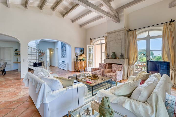 Villa pour 6 personnes, avec piscine ainsi que terrasse et vue sur l’océan à Grimaud - 3