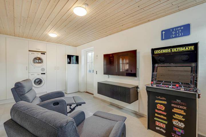 Luxury pool house in Blåvand with hot tub and sauna in Blavand, Región de Varde