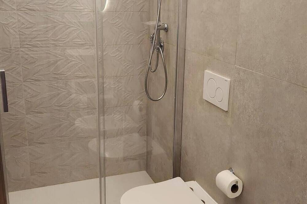 Apartamento entero, Gaia Suites 10 minutes from downtown with private parking in Turín, Provincia de Torino
