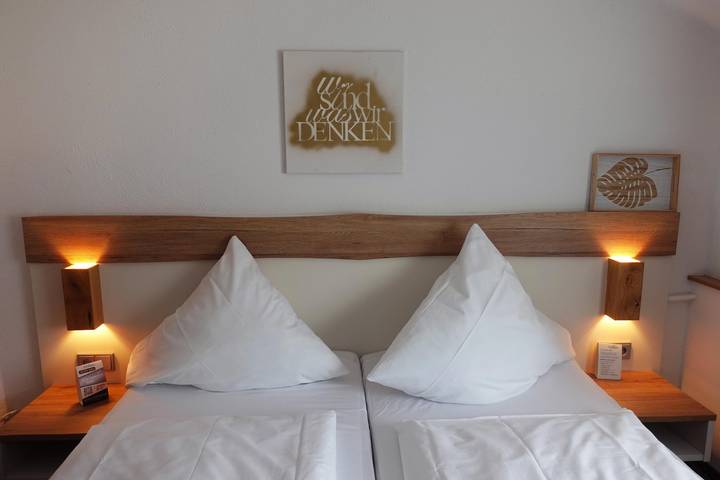 Hotel für 2 Personen, mit Terrasse und Garten in Gersfeld - 4