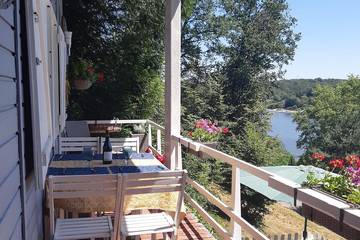 Cottage pour 4 personnes, avec jardin à Éguzon-Chantôme