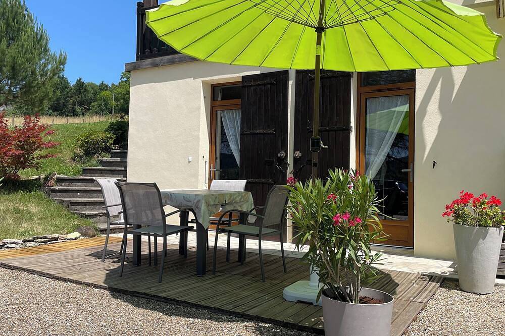 Appartement entier, Gîte Au Pré des Sources à côté château de Campagne in Campagne (homonymie), Périgord Noir