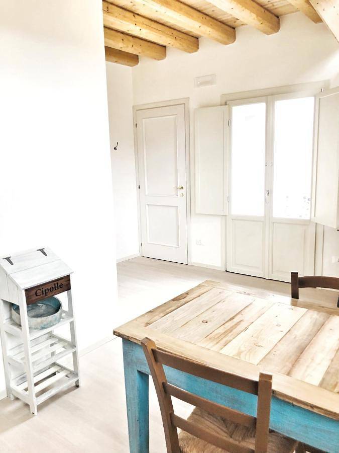 Chambre d’hôte pour 2 personnes, avec Balcon et Jardin à Monte Isola