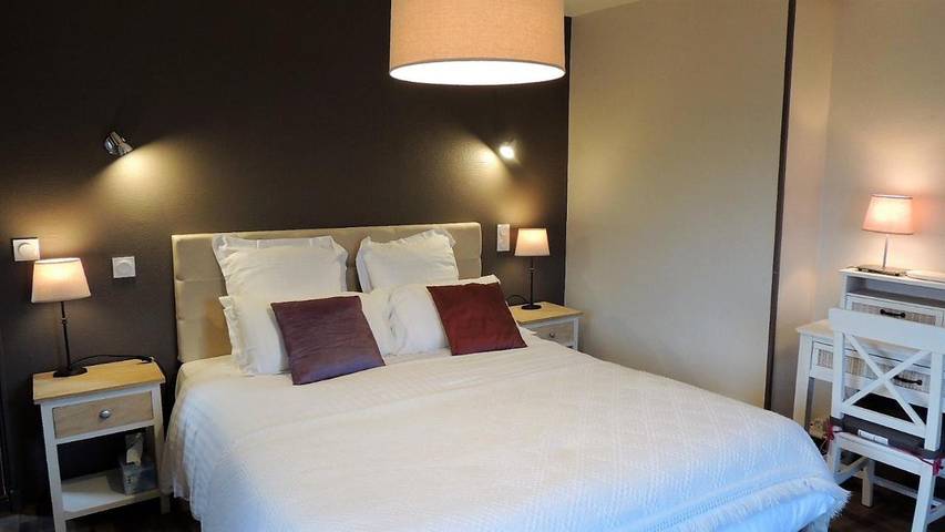 Location de vacances pour 2 personnes, avec vue et jardin à Longueville - 4