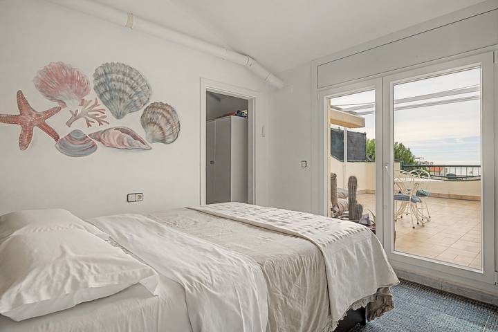 Apartamento entero, Apartamento 'Sunny Home' con vistas al mar y gran terraza in Cunit, Costa Dorada