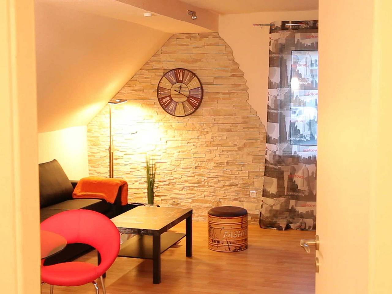Ganze Ferienwohnung, Art City-Studio Kassel 5 in Niestetal, Hessisches Bergland