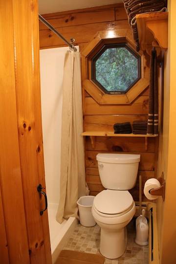 Log Cabin for 8 People in Vermont, USA, Photo 4