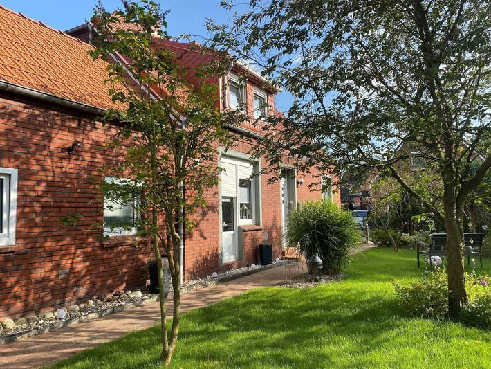 Ferienhaus für 5 Personen, mit Terrasse und Garten in Weener