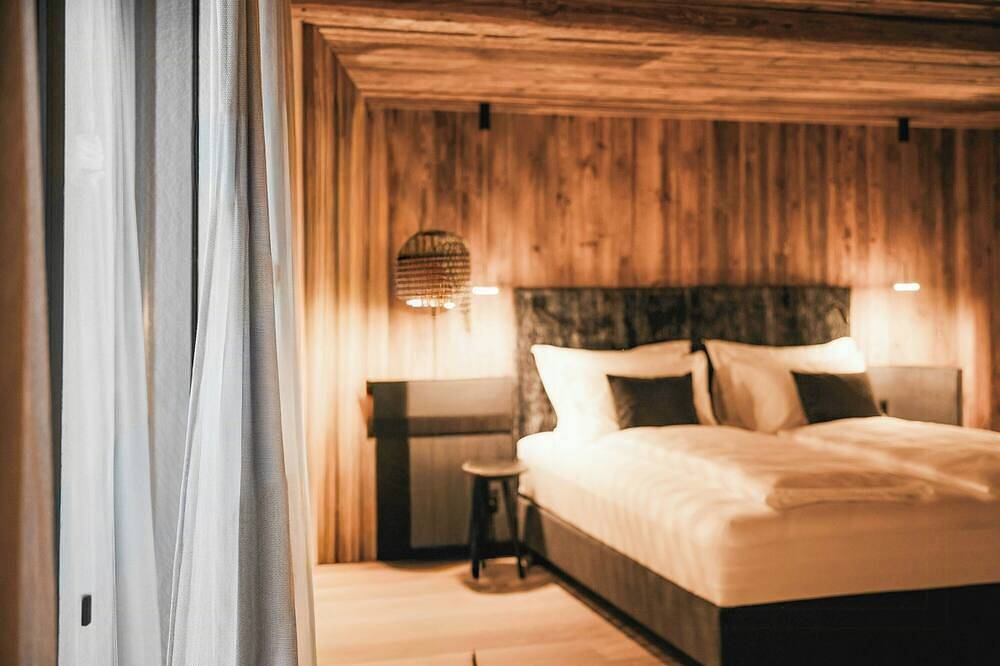 Luxuriöses Chalet in den Dolomiten mit Spa und Pool in Daunëi, Wolkenstein