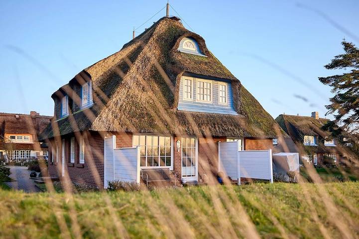 Ferienwohnung für 4 Personen, mit Garten und Sauna sowie Terrasse und Pool, mit Haustier - 1
