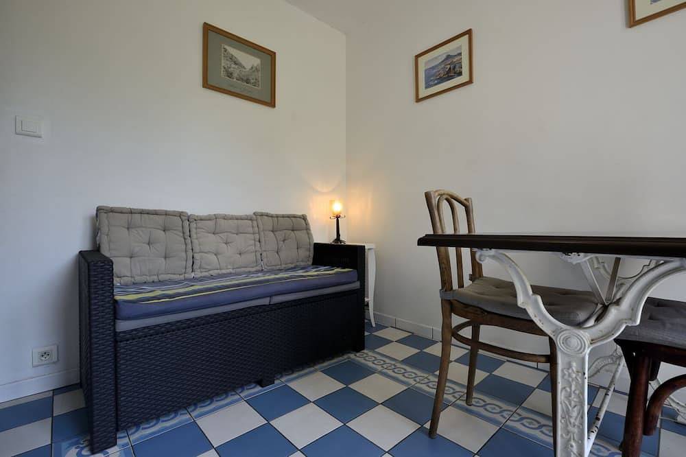 Entire apartment, The palm tree in Ensuès-la-Redonne, Istres region