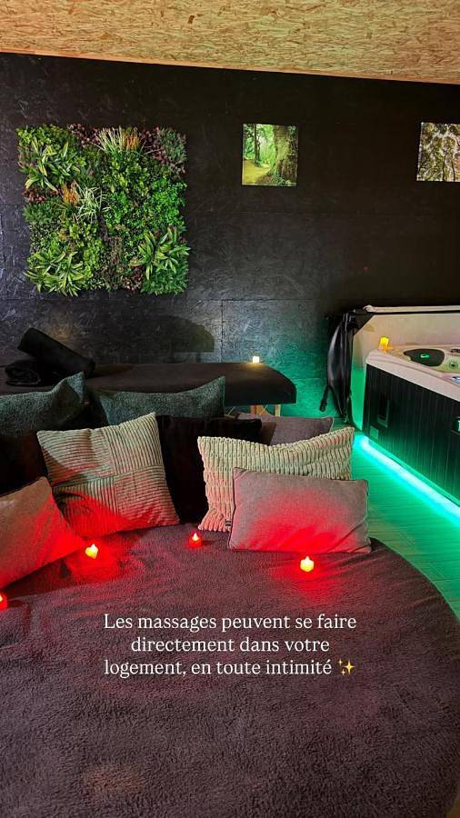 Tente pour 2 personnes, avec vue et sauna ainsi que jardin et piscine dans l' Aude - 2