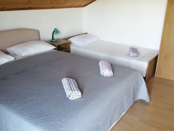 Apartamento entero, Guesthouse Žafran- Room With Landscape View in Smoljanac, Condado de Lika-Senj