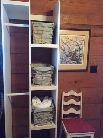 Log Cabin for 4 Guests in Concan, Uvalde County, Picture 3