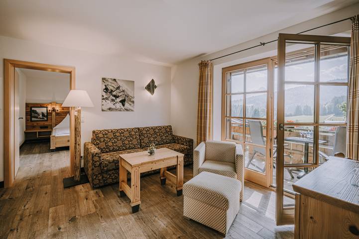 Bauernhof für 4 Personen, mit Garten und Whirlpool sowie Pool und Balkon, kinderfreundlich in Oberstdorf