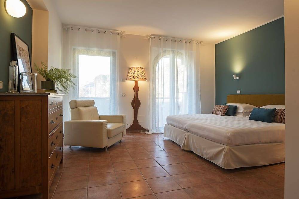 Entire apartment, Il Bosco Apartment, sourrounded by greenery in Assisi, Perugia Province