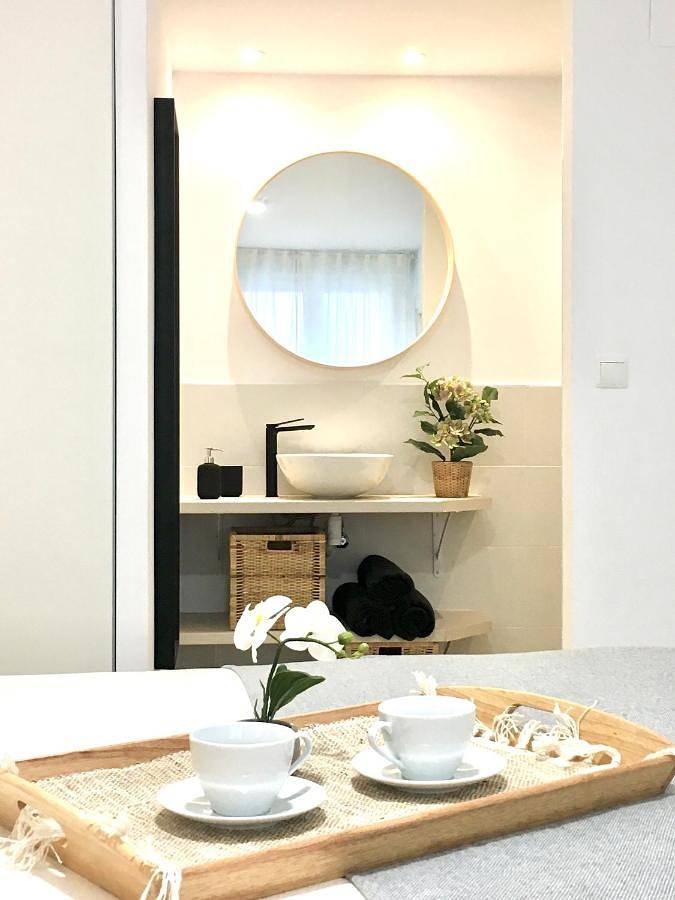 Apartamento entero, Castro Holidays - Apto C Nuevo Céntrico con Garaje Gratis in Castro Urdiales, Costa de Cantabria