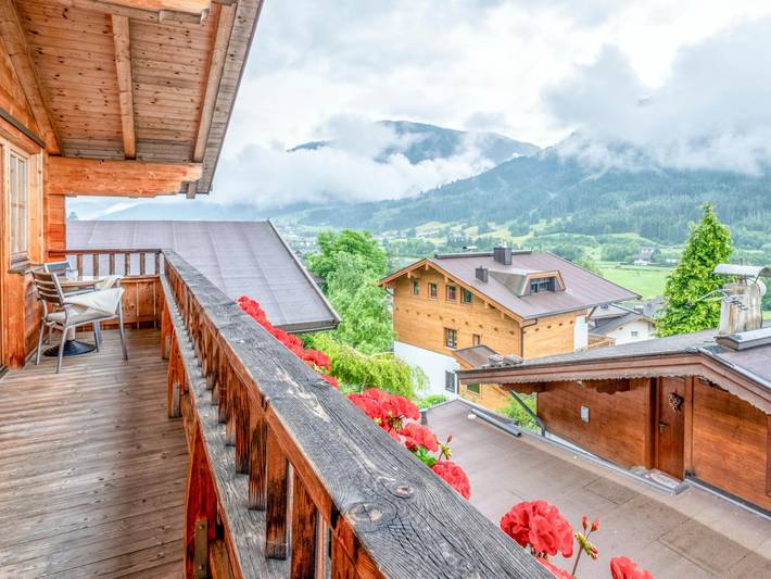 Dom dla 12 osób, z Balkon i Taras w Brixen im Thale