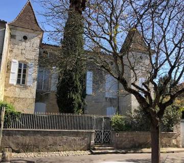 Gîte pour 3 personnes, avec jardin ainsi que piscine et jacuzzi à Nérac