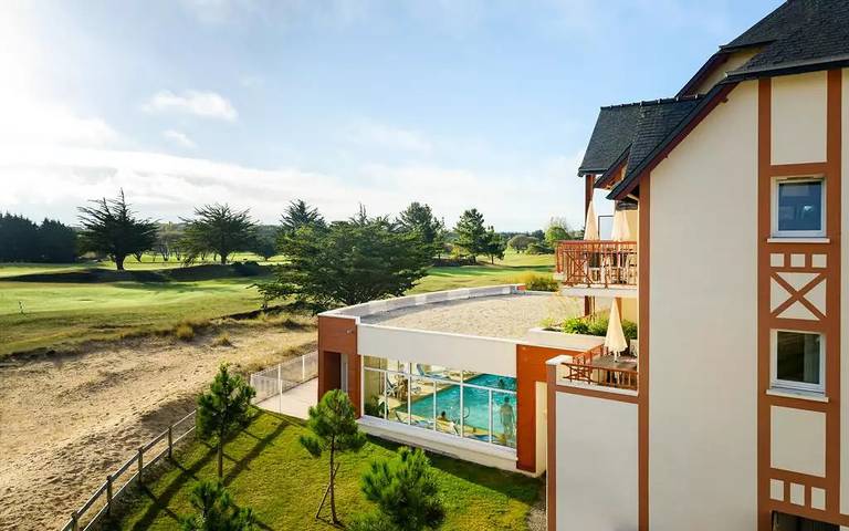 Gîte pour 4 personnes, avec balcon/terrasse et sauna, animaux acceptés dans Golf Club des Sables d'Or - 4