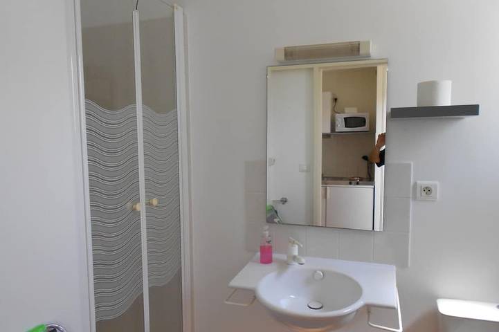 Gîte pour 2 personnes, avec balcon dans Saint-Marc-sur-Mer - 2