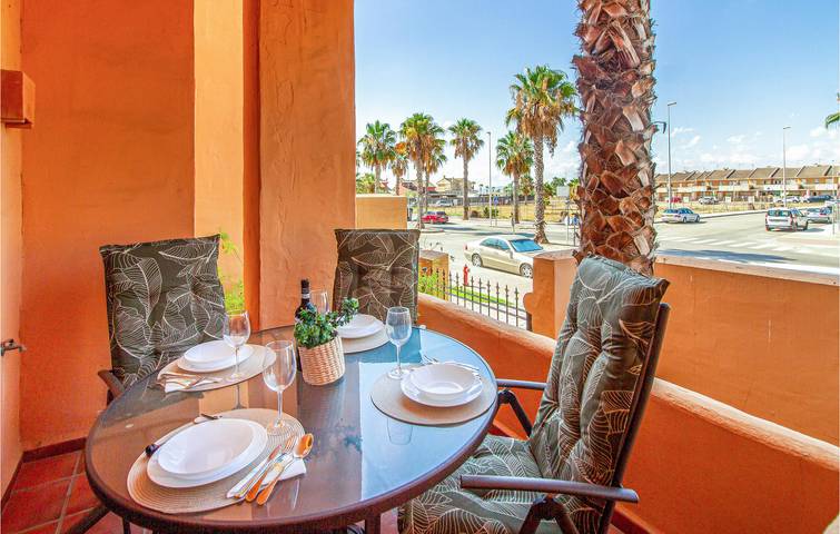 Ferienwohnung für 4 Personen, mit Terrasse und Pool, kinderfreundlich in Los Alcázares - 2