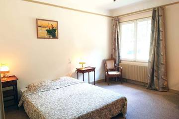 Château pour 8 Personnes dans Bollène, Provence, Photo 1