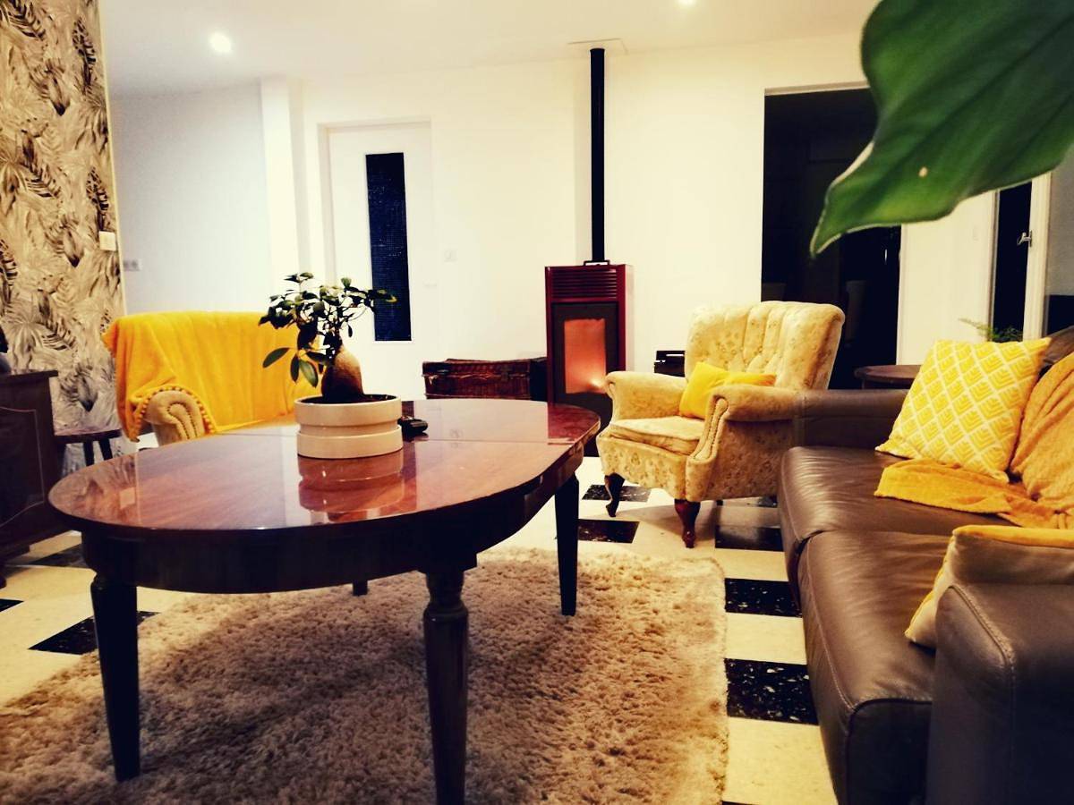 Six-Bedroom House in Le Houga, Gers